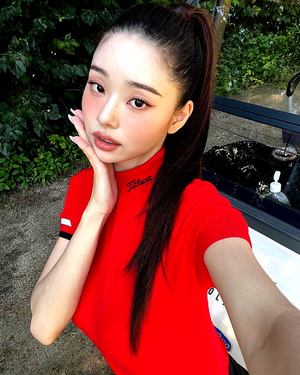 dear.zia instagram image archive image