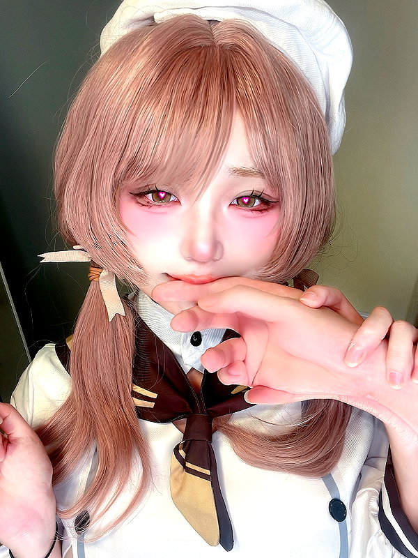 purinn_cos instagram image archive image