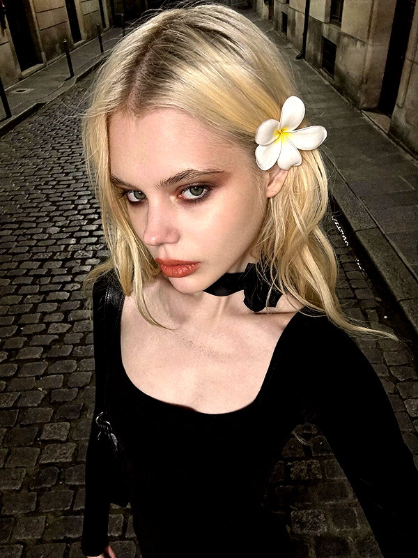 alisen.mari instagram image archive image