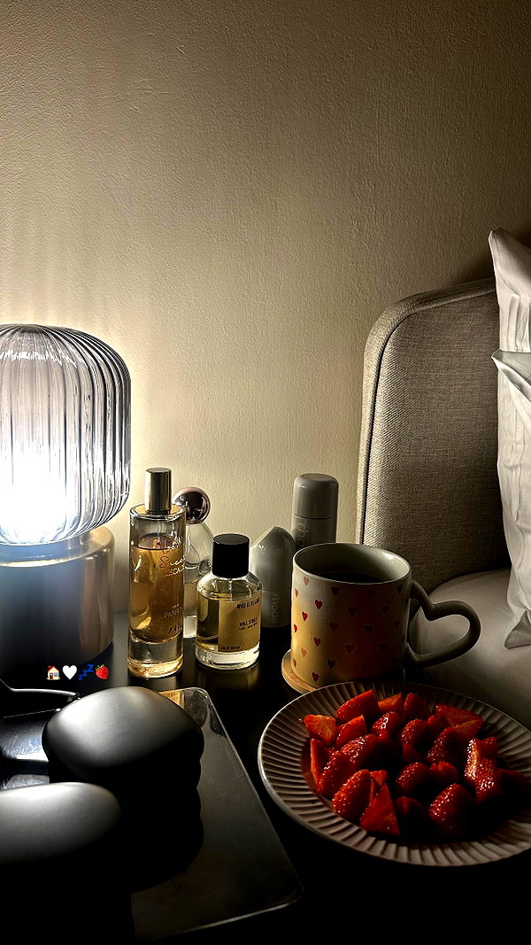 oliviaphillipps instagram image archive image