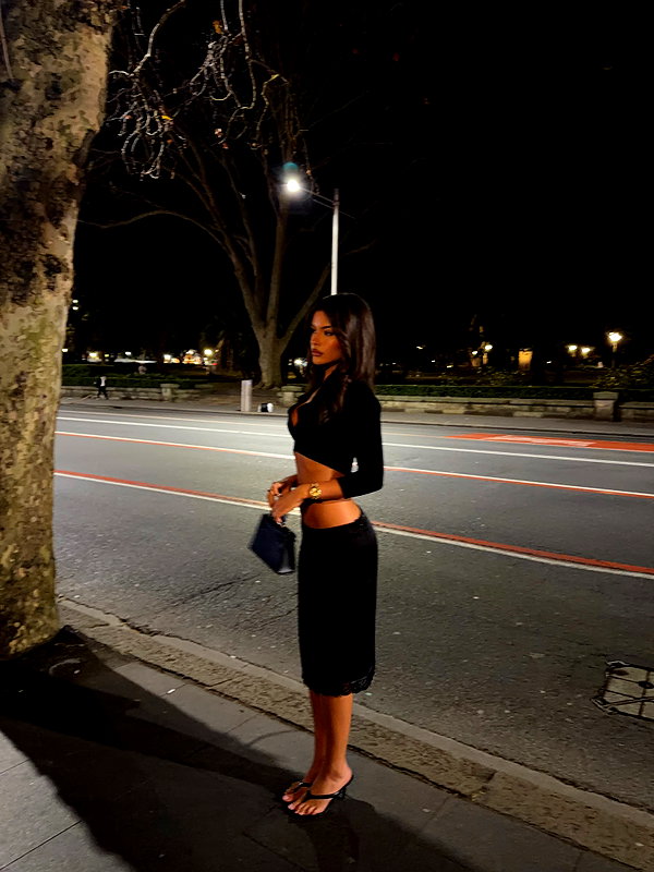 oliviaphillipps instagram image archive image