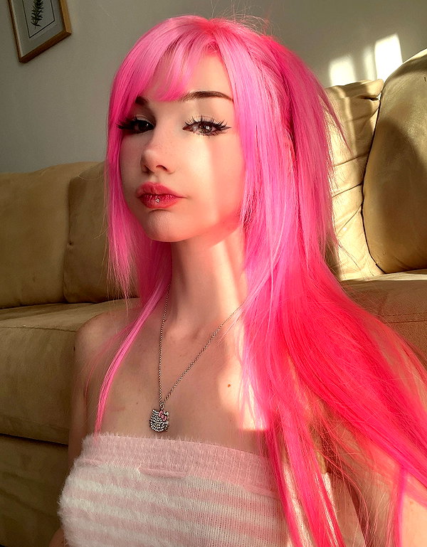danielle.mercedie instagram image archive image