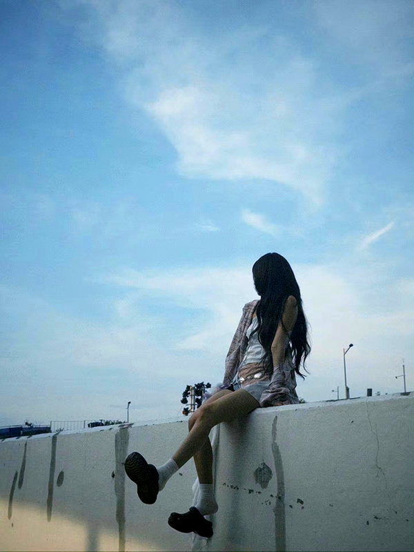 hhh.e_c.v instagram image archive image