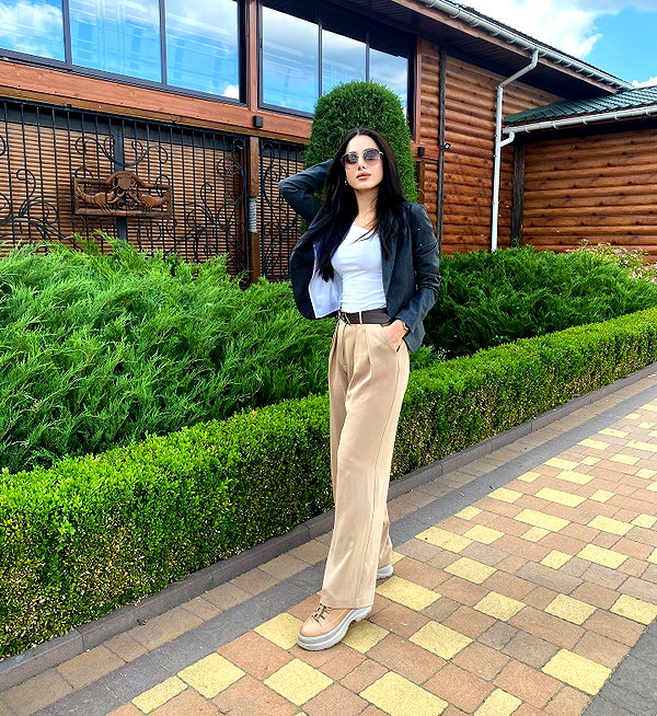 marii.a_v instagram image archive image