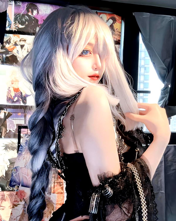 gallery_cosplayer instagram image archive image