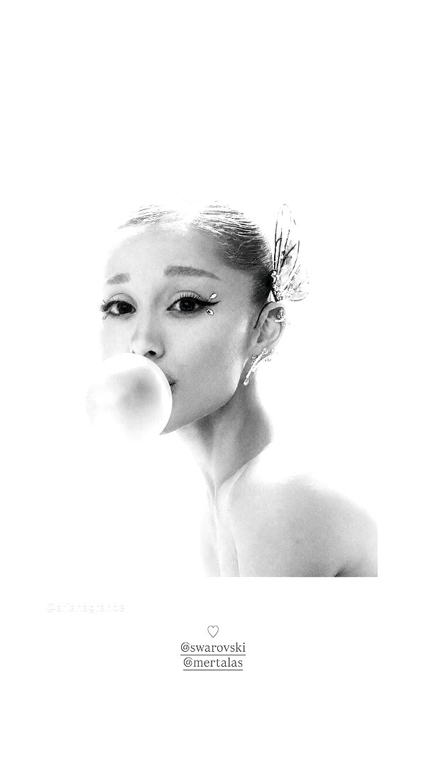 arianagrande instagram image archive image
