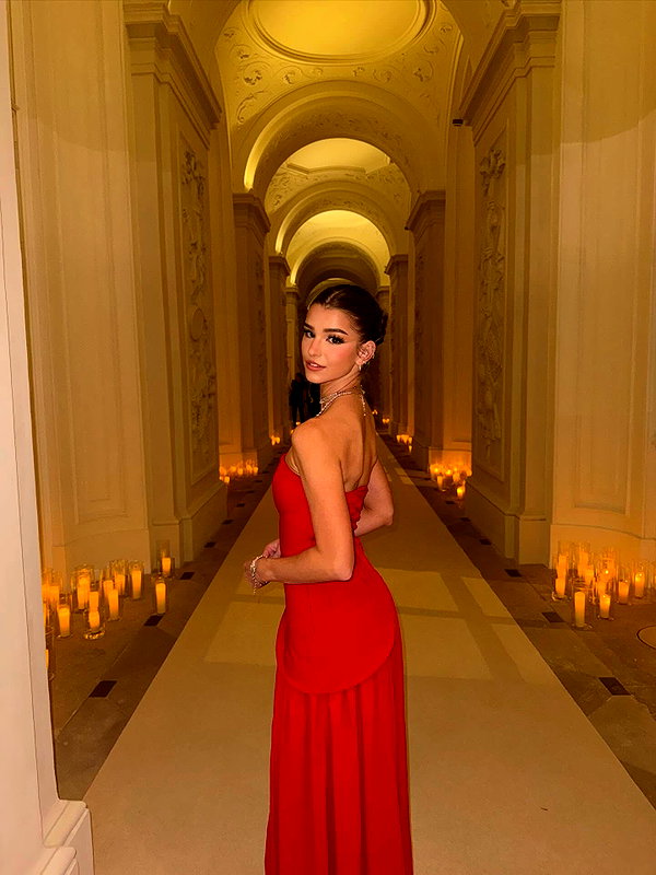 brookemonk instagram image archive image