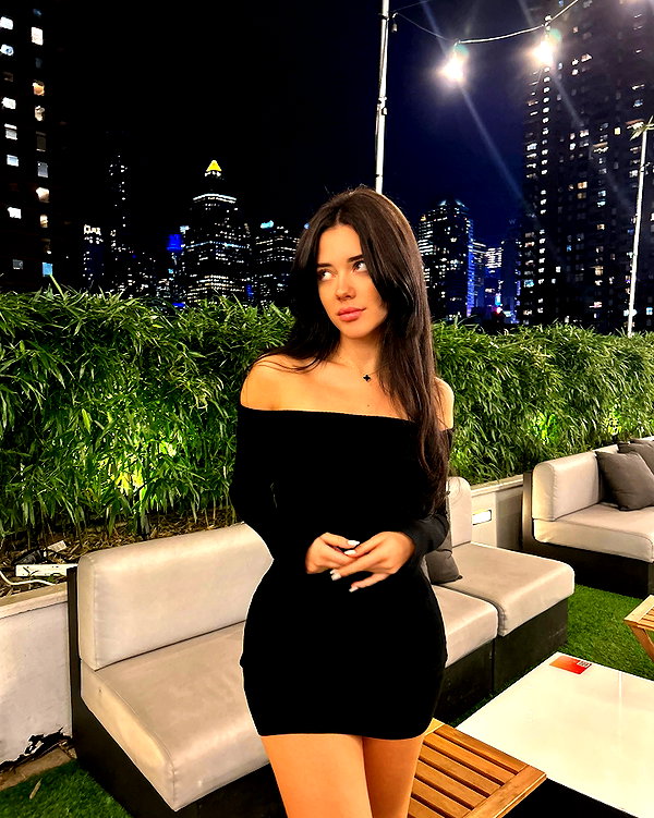 vanessa.rhd instagram image archive image