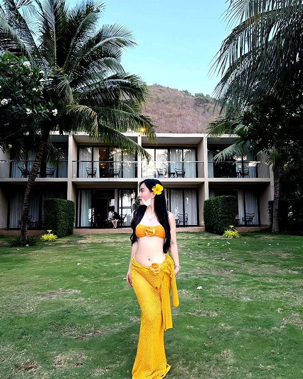 lyhythuedoxinh instagram image archive image