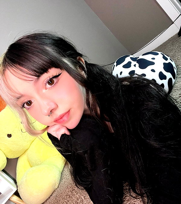 mia4rentz instagram image archive image