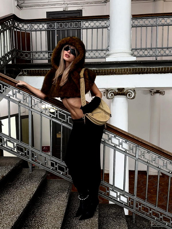 kkwwwv instagram image archive image