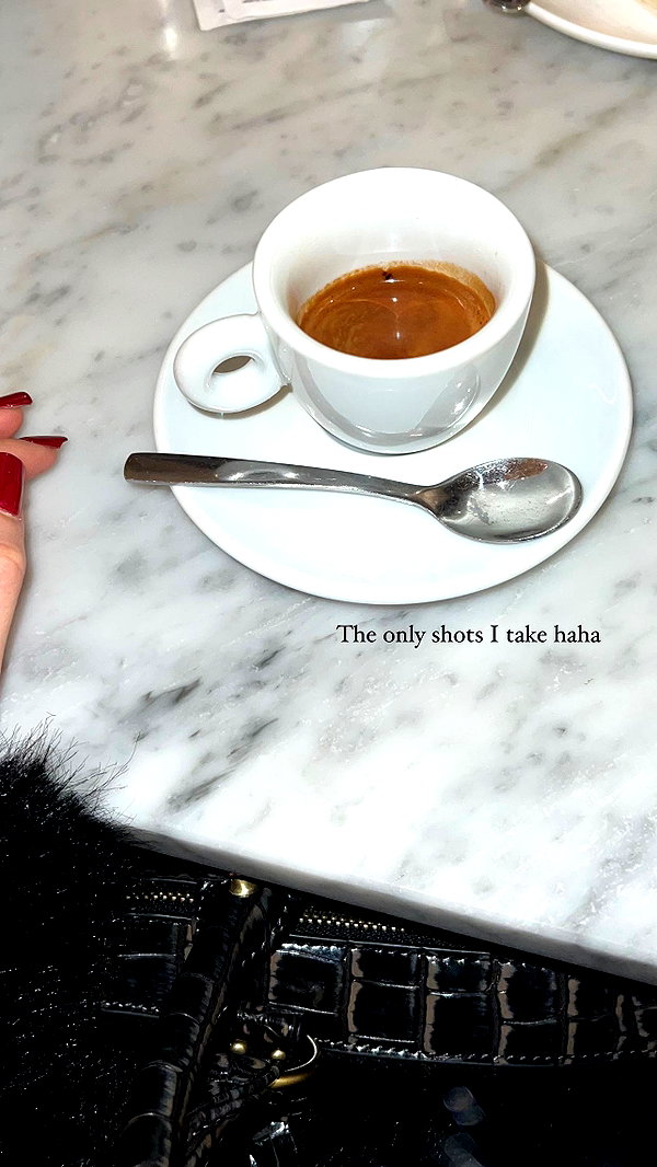 lostdollyly instagram image archive image