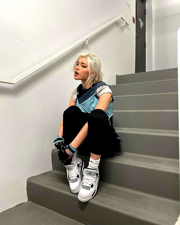 diakimeko instagram image archive image