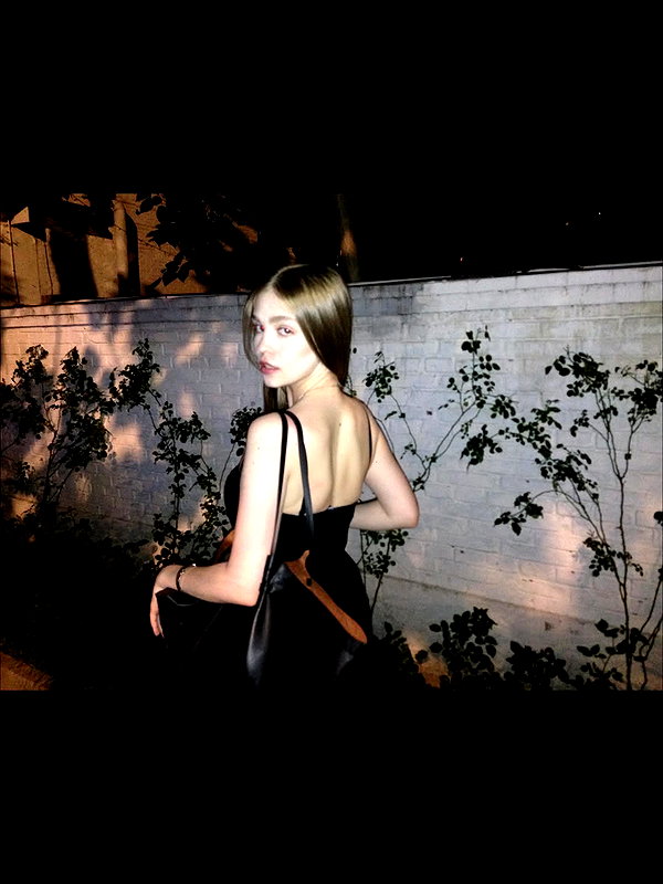 llinolinaa instagram image archive image