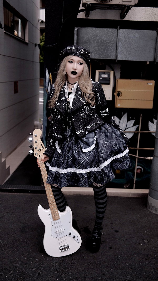 alina_thedoll instagram image archive image