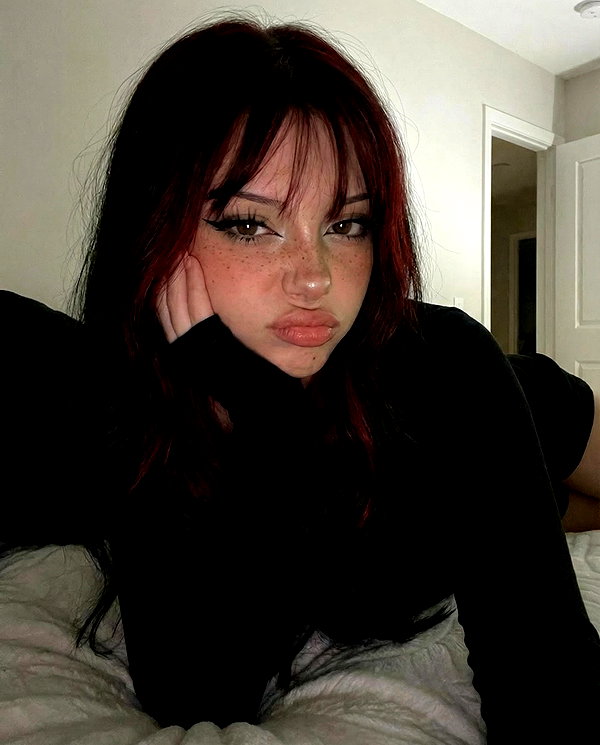 vampeess instagram image archive image
