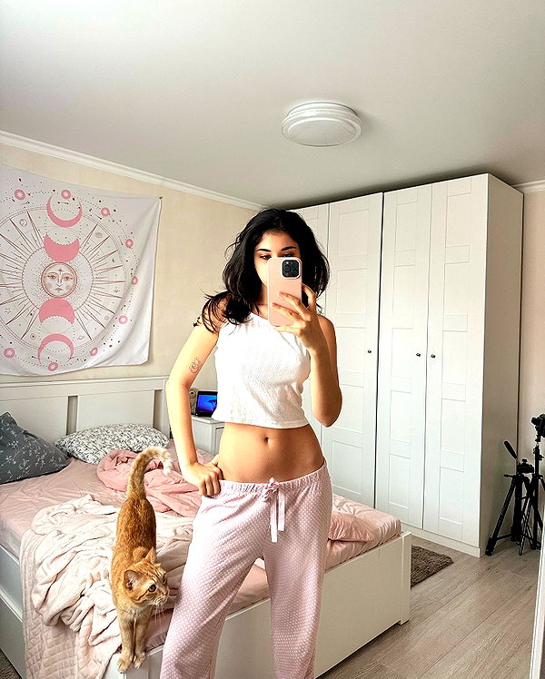 owlydiaa instagram image archive image