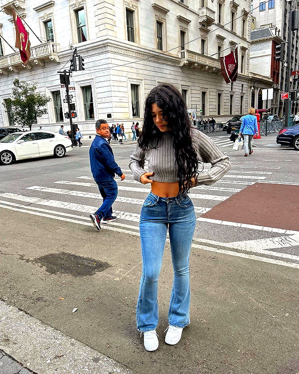 vanessa.rhd instagram image archive image
