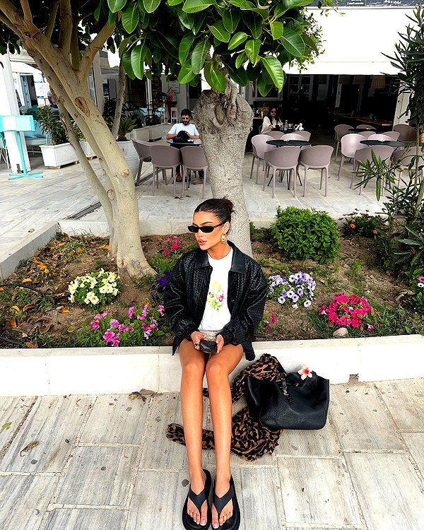 oliviaphillipps instagram image archive image