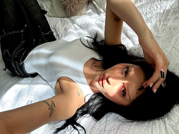 karolinaawasik instagram image archive image