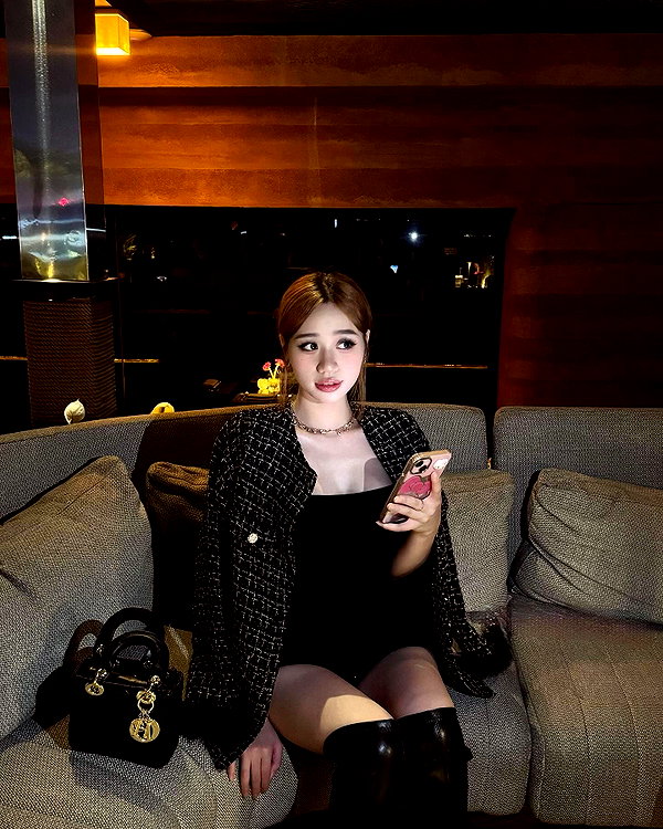 lyhythuedoxinh instagram image archive image