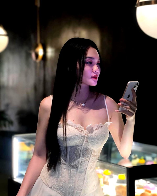 lyhythuedoxinh instagram image archive image