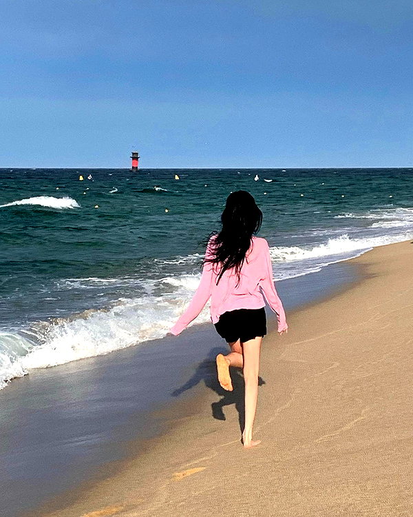 daxbin instagram image archive image