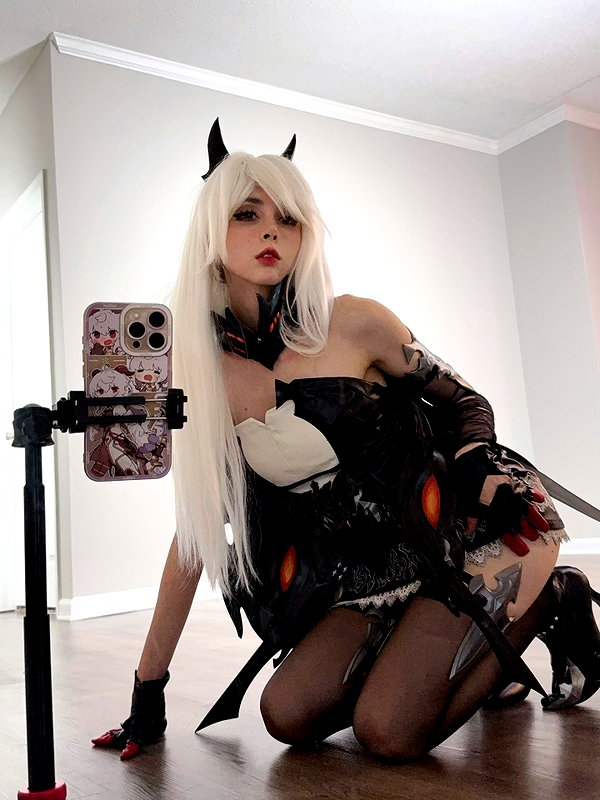 duckie.cos instagram image archive image