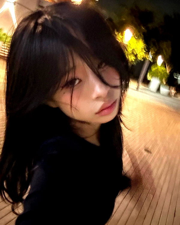 princessamelia_official instagram image archive image