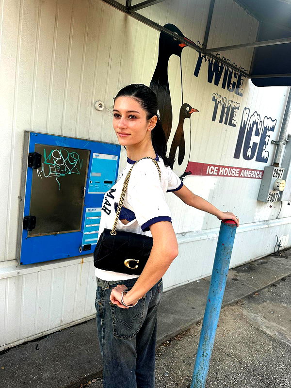 reneeebeller instagram image archive image