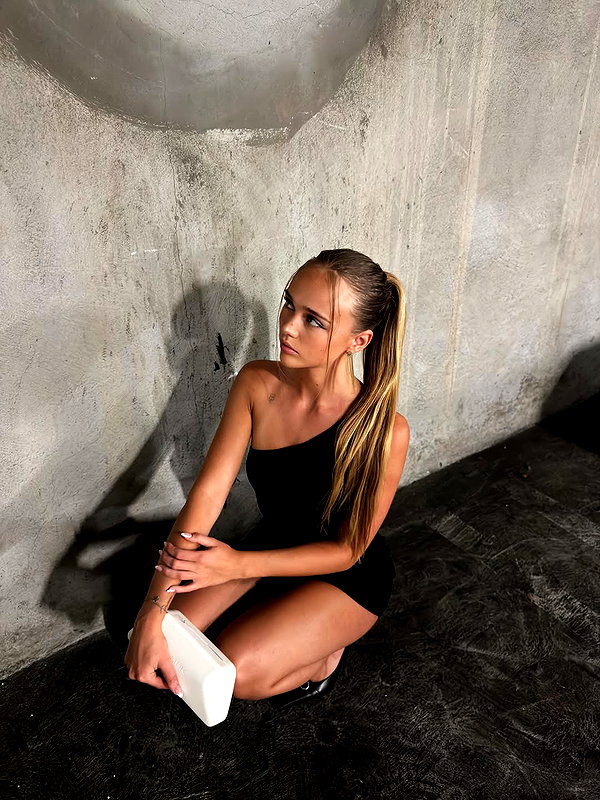 kyla.doddsss instagram image archive image