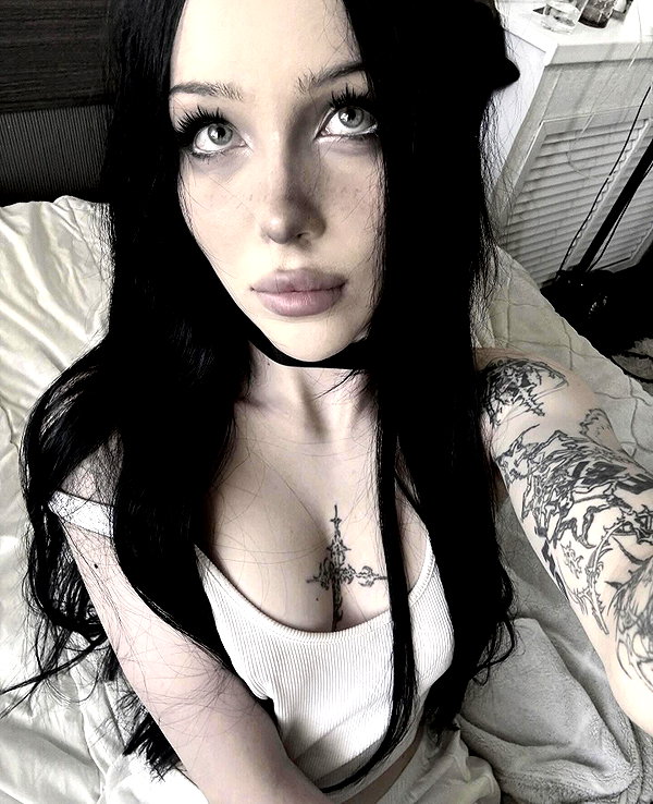 daaarkina instagram image archive image