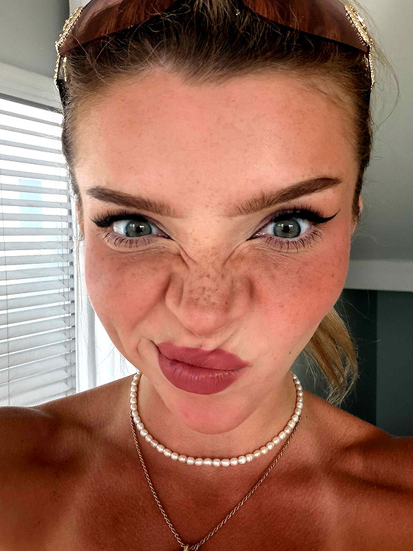 whoisbrisummers instagram image archive image