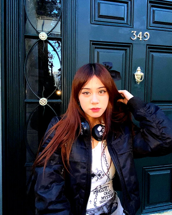 is2tian instagram image archive image