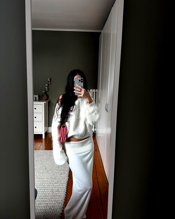 zoeliss instagram image archive image