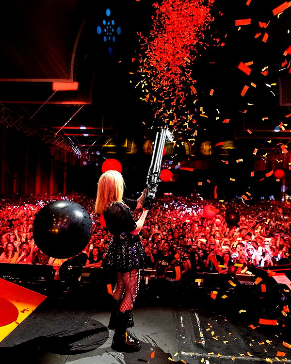 avrillavigne instagram image archive image