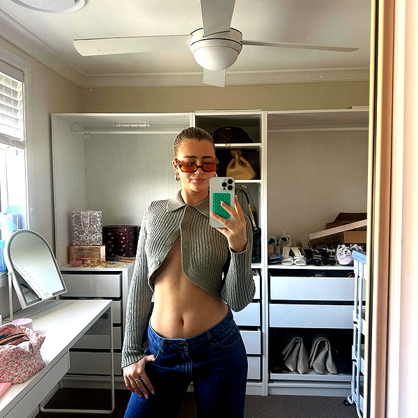 sophadophaa_ instagram image archive image