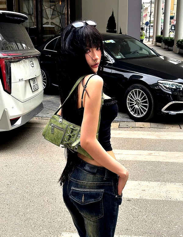 lyhythuedoxinh instagram image archive image