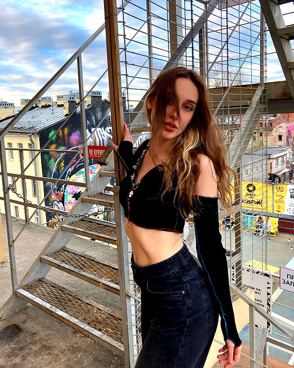 leanxhrt instagram image archive image