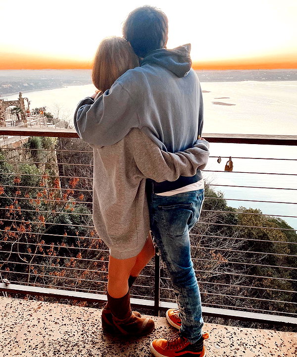 ellianawalmsley instagram image archive image