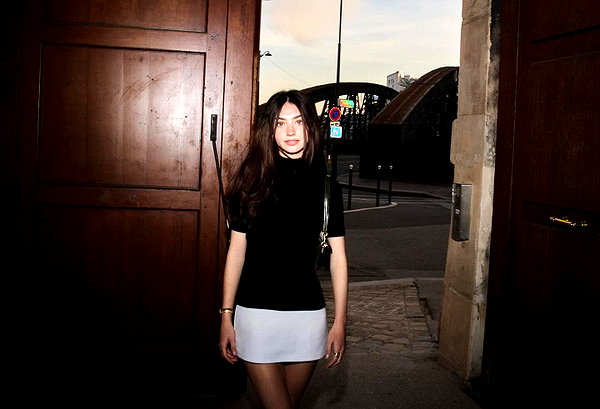 elizabrowne_ instagram image archive image