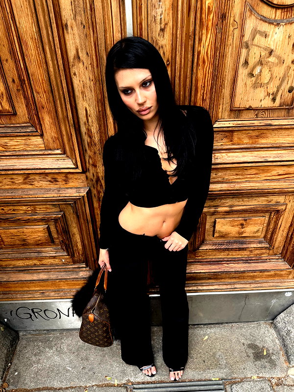 karolinaawasik instagram image archive image