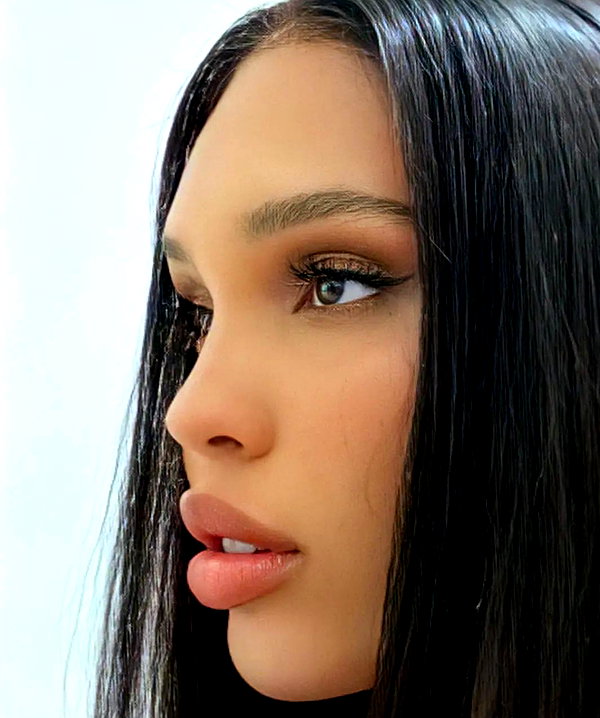 baddiesessence instagram image archive image