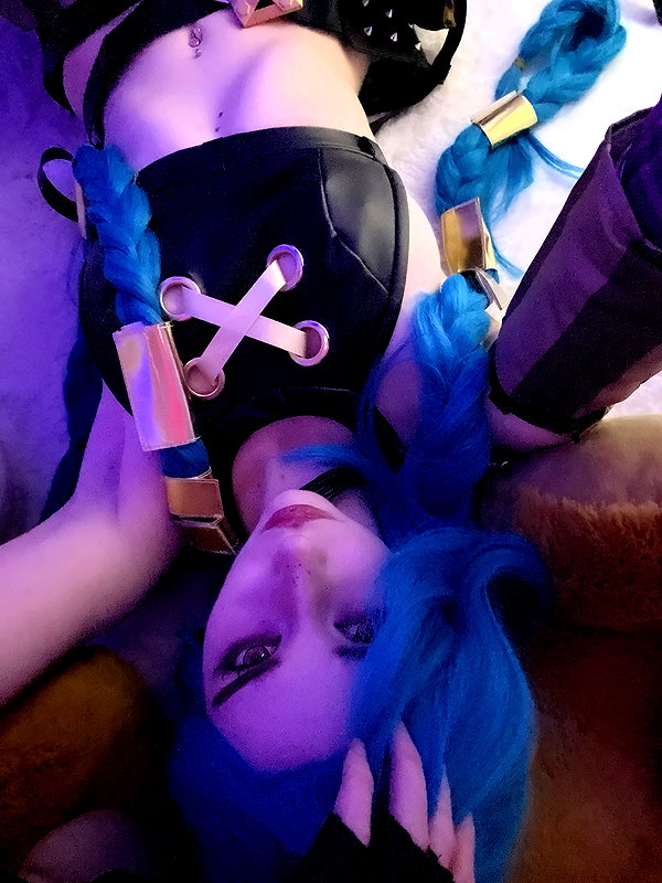 danielle.mercedie instagram image archive image