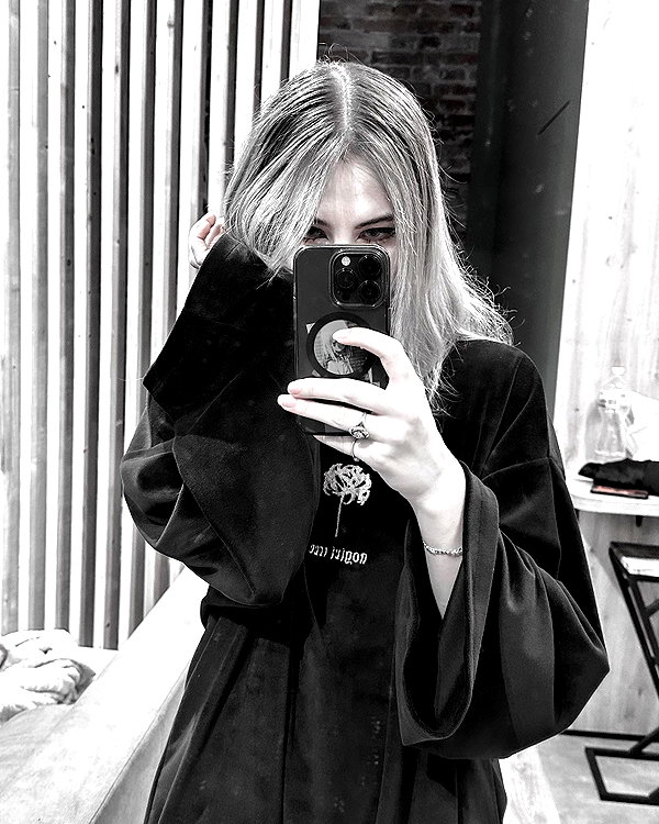 ak1raww instagram image archive image