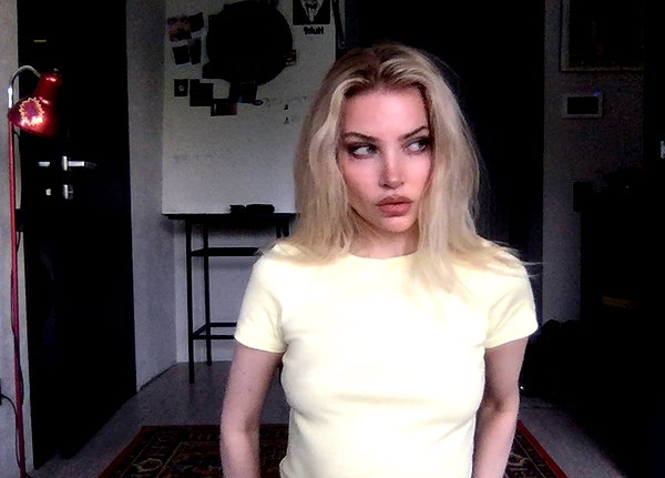 anya4everr instagram image archive image