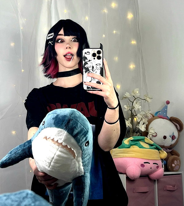 danielle.mercedie instagram image archive image