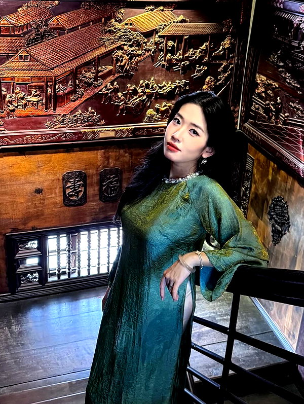 lyhythuedoxinh instagram image archive image