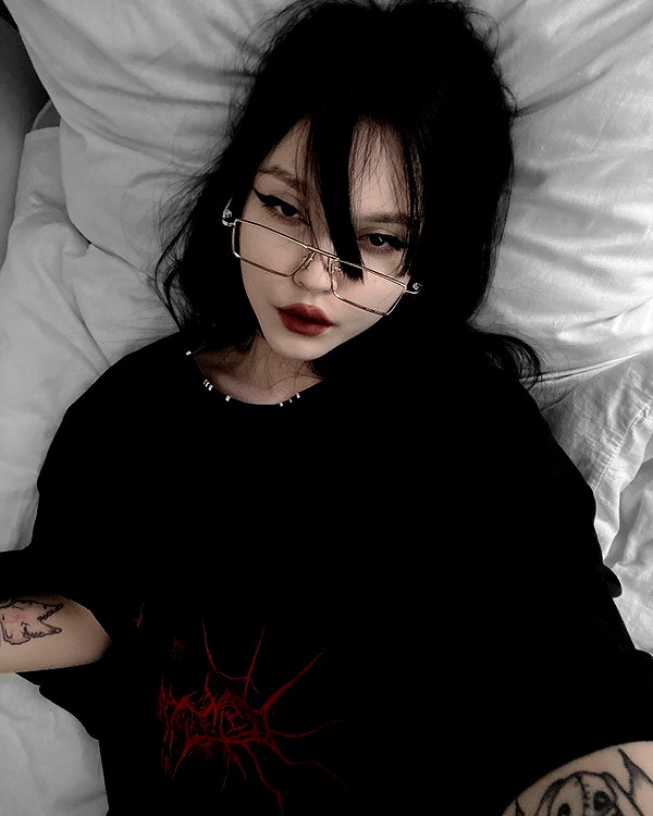 glowmoonshorty instagram image archive image