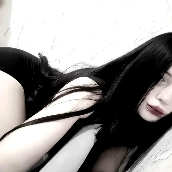 the_dark_pprincessa instagram image archive image